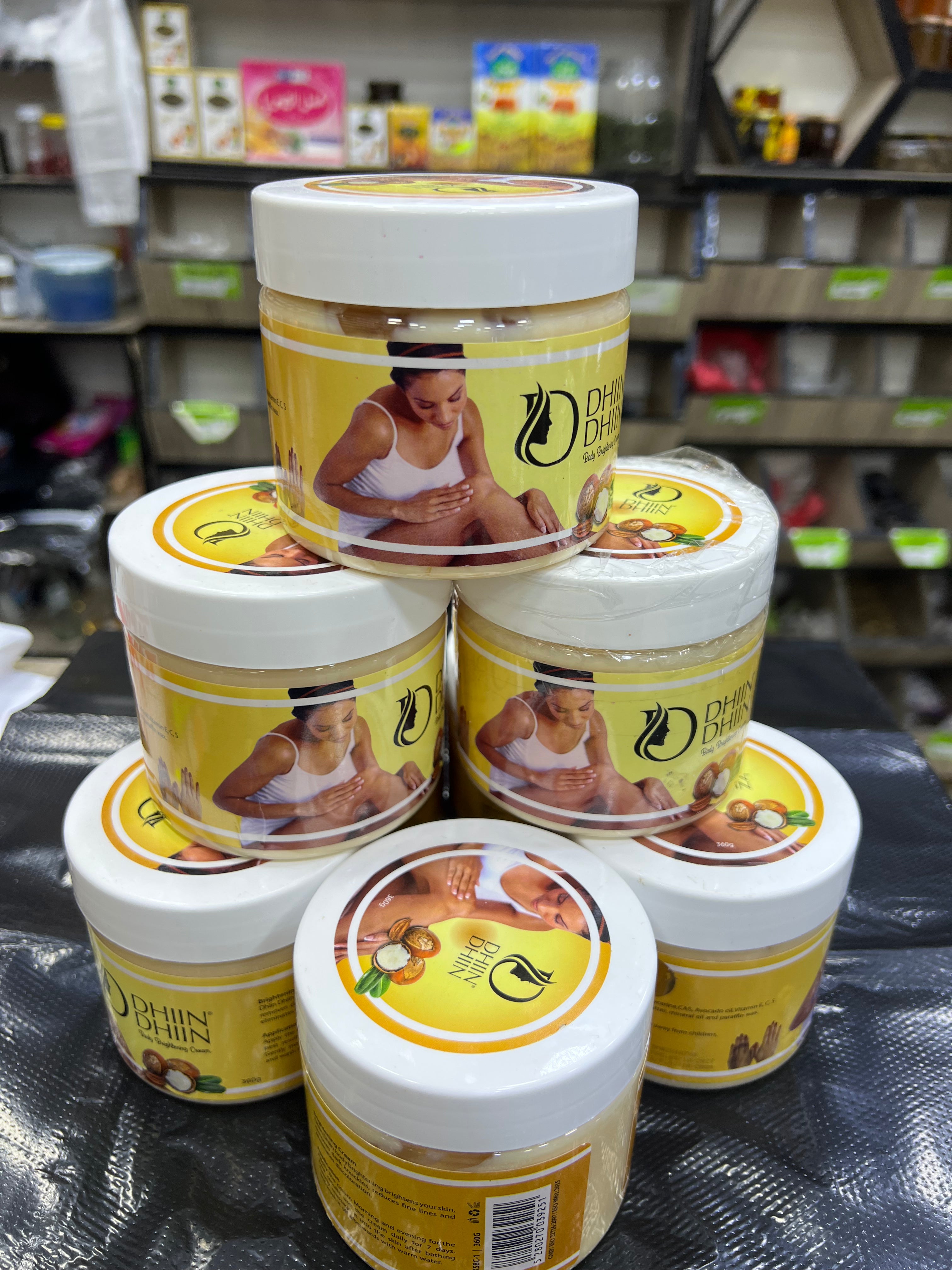 كريمة Dhin DHin – الحل الفعّال للخطوط البيضاء والحمراء وتجديد البشرة